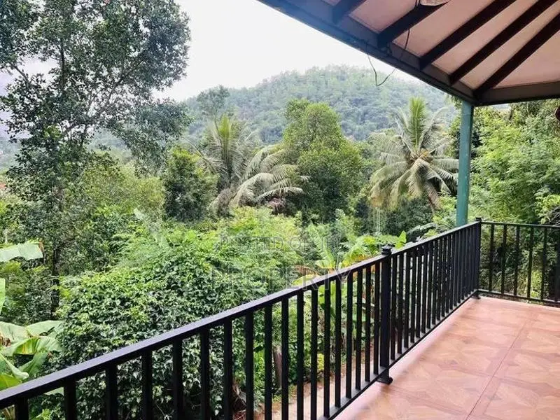 Prime Located House for Sale in Katugastota City Limit