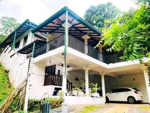 Prime Located House for Sale in Katugastota City Limit