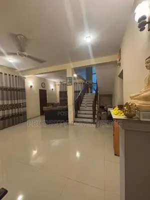 5 Br House for Sale in Dehiwala