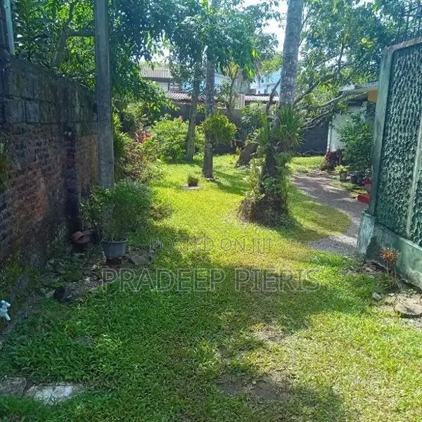 Land for Sale Boralasgamuwa Town