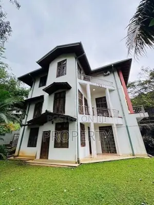 Prime Located Bungalow for Sale in Kandy Hanthana