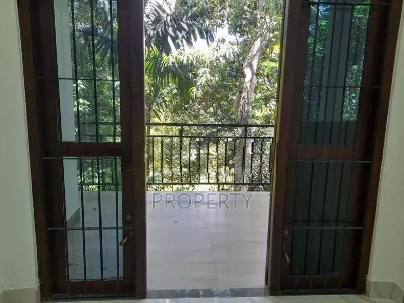 2 Storey Complete New House for Sale in Kandy Hadeniya