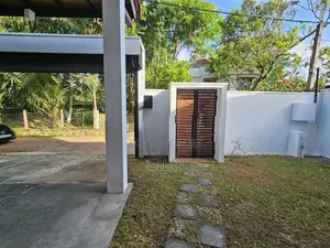 4 Bedrooms Unfurnished House Near Itn Battaramulla for Rent