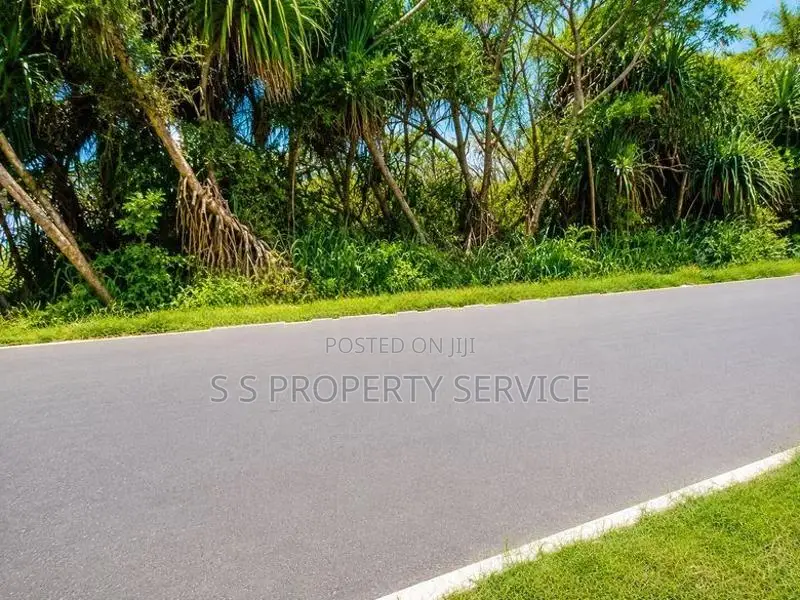 58 Perches of Land for Sale Near Hiriketiya Tourist Beach (sspl-490)