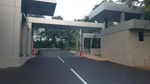 යක්කල නගරයෙන්ම බිම්කොටස්