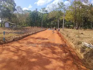 මරදන්කඩවල නගරයෙන් සින්නක්කර බිම්කොටසක්