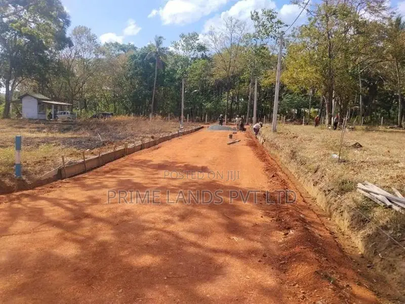 මරදන්කඩවල නගරයෙන් සින්නක්කර බිම්කොටසක්