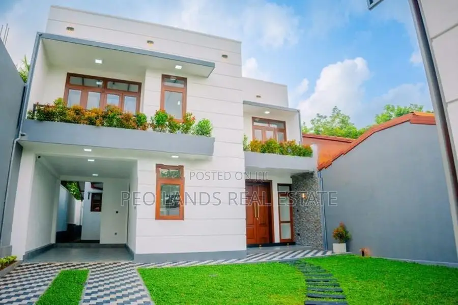 (PH999) Two Storey Luxury House for Sale in Piliyandala