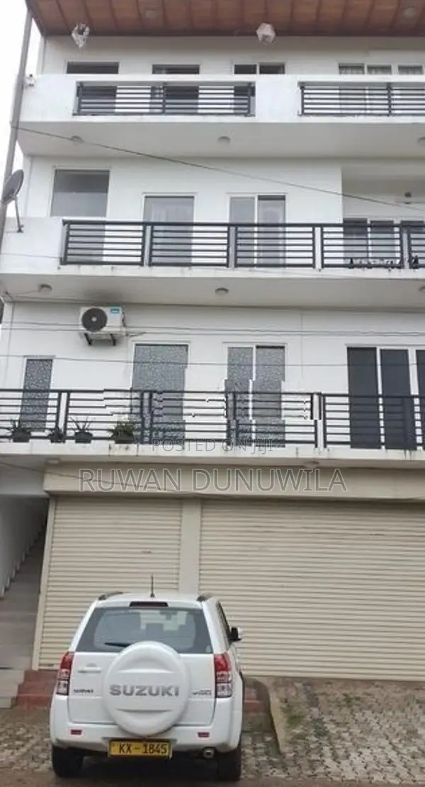 Pannipitiya Depanama Commercial Building for Rent