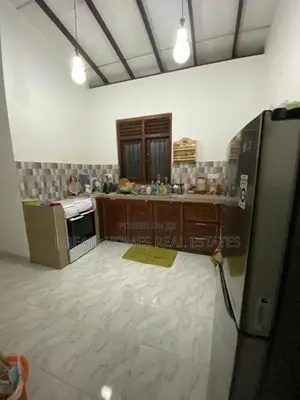 3-Storey Family Home with Rooftop Terrace in Kadawatha