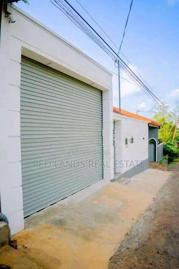 (PH999) Two Storey Luxury House for Sale in Piliyandala