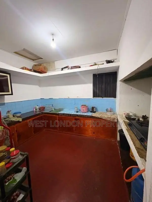 Single-Storey House for Sale in Galle
