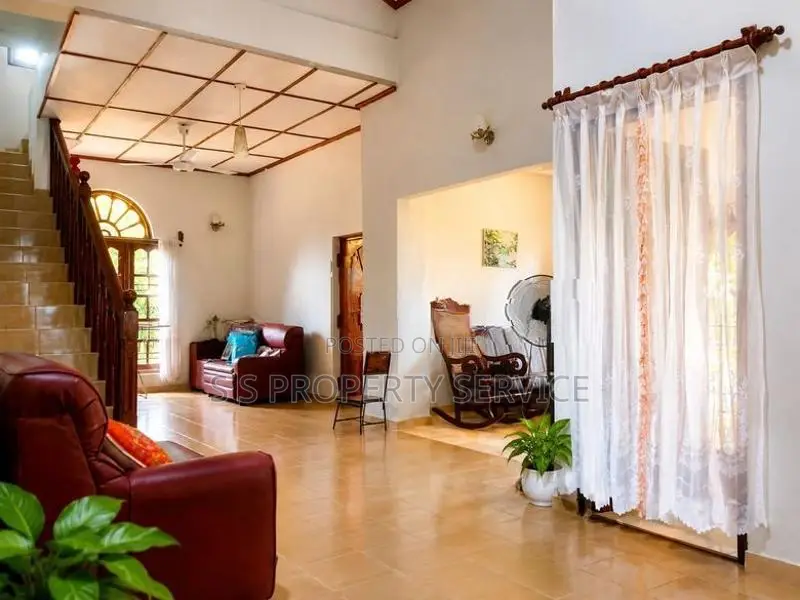2 Storey House for Sale in Jaela (ssph-423)