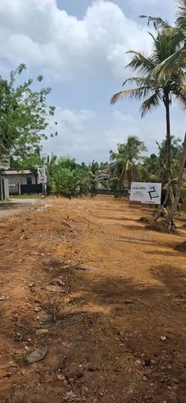 Residential Land for Sale in Rilawala Kahathuduwa