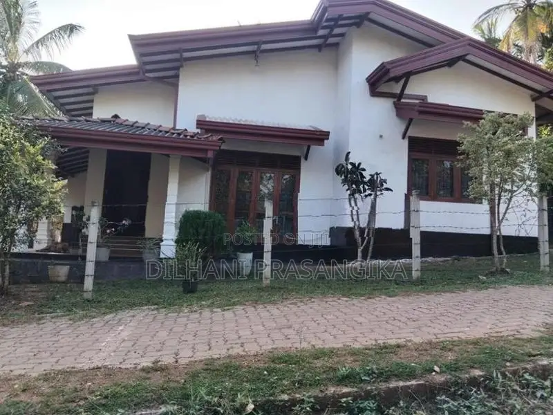 House for Sale - Ganemulla
