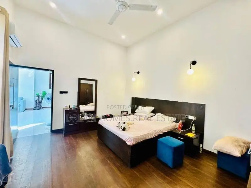 Modern 2-Storey Luxury Home – Temple Road, Thalawathugoda