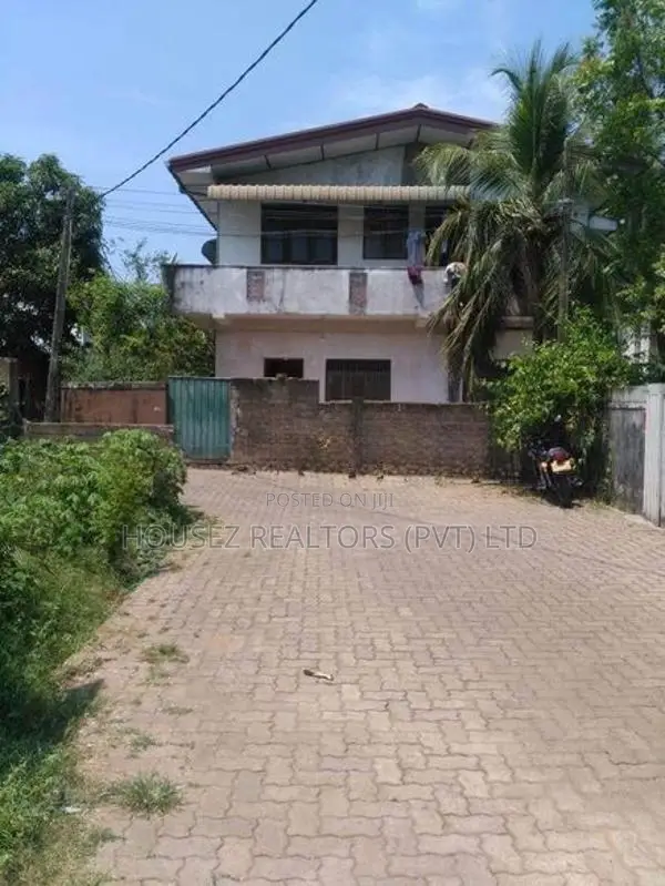 Commercial Building for Rent – Boralesgamuwa