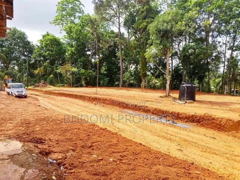 කරා පිටිය රෝහල අසලින් හොඳම ඉඩම