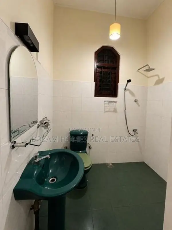 Modern Two-Storey Family Home for Sale – Kiribathgoda