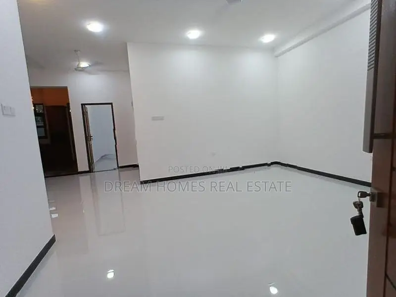 Luxury Modern House for Sale in Piliyandala