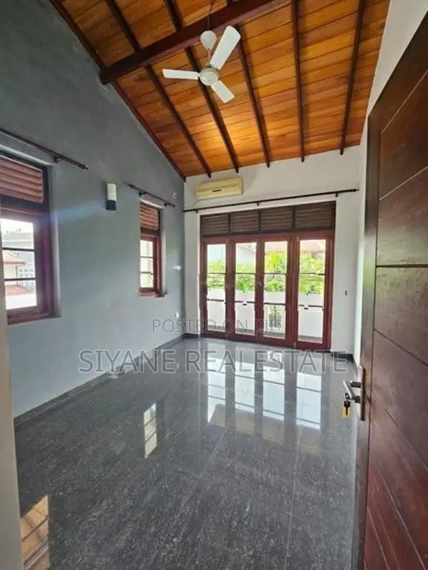 Modern 2-Story House for Sale – Thalawathugoda