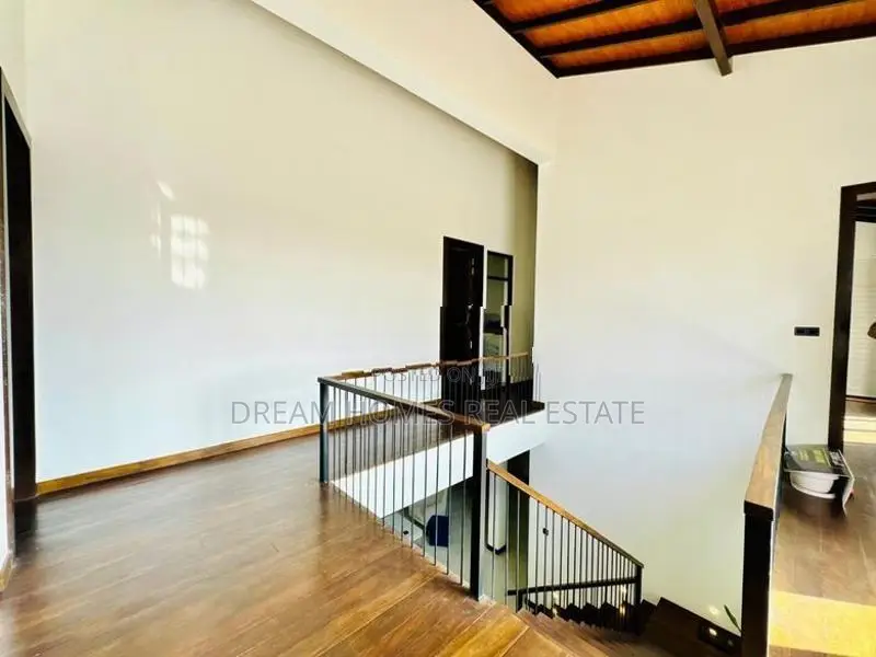 Modern 2-Storey Luxury Home – Temple Road, Thalawathugoda
