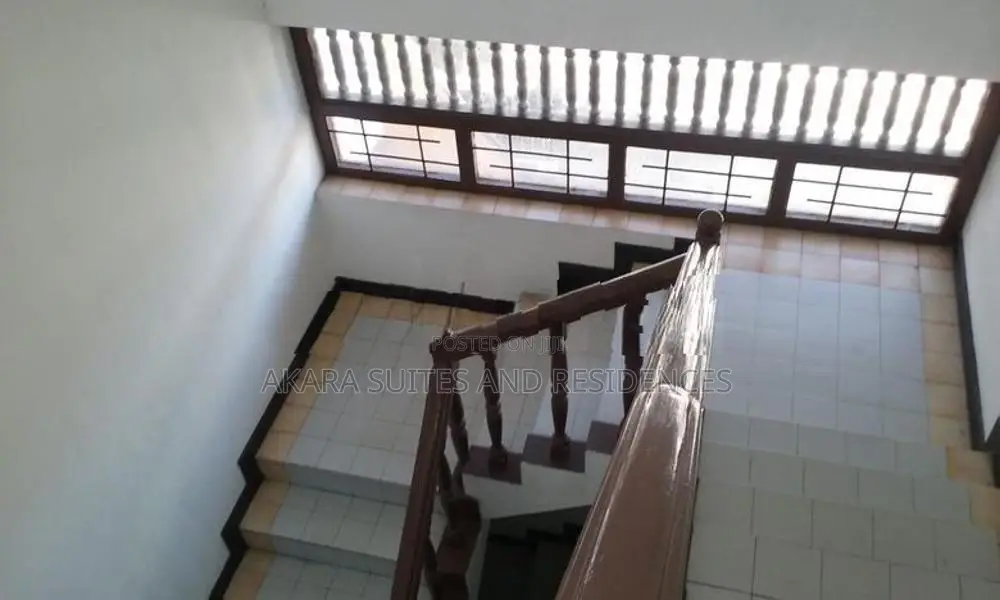 15,000 Sq.ft - Commercial Hotel for Sale CP33336 Dehiwala