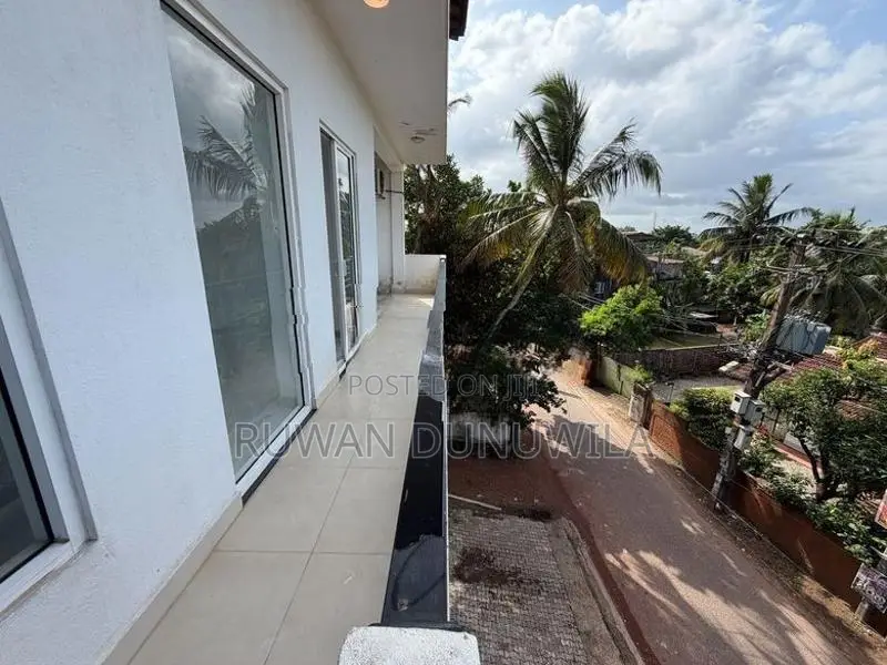Pannipitiya Depanama Commercial Building for Rent