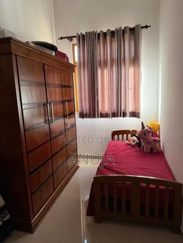 House for Rent with Furnitures (upstair) Hokandara