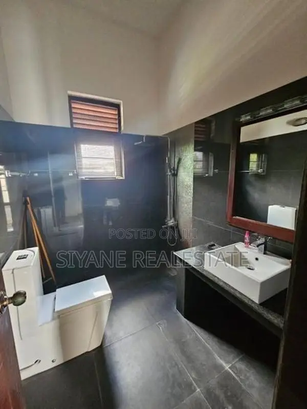 Modern 2-Story House for Sale – Thalawathugoda