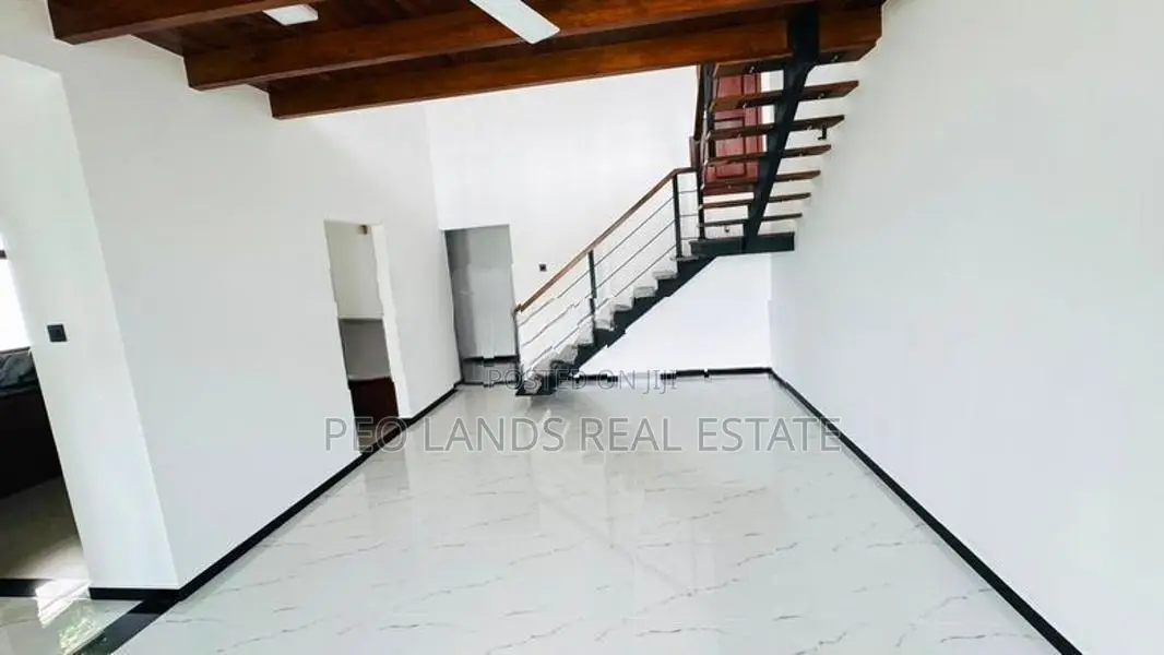 (PH999) Two Storey Luxury House for Sale in Piliyandala