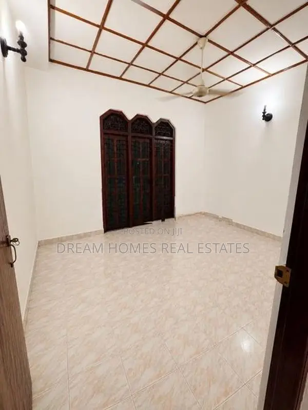 Modern Two-Storey Family Home for Sale – Kiribathgoda
