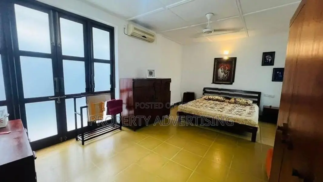 4BR Colombo 07 House For Sale In A Prime Location.