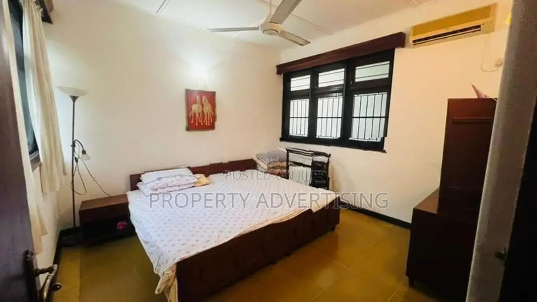 4BR Colombo 07 House For Sale In A Prime Location.