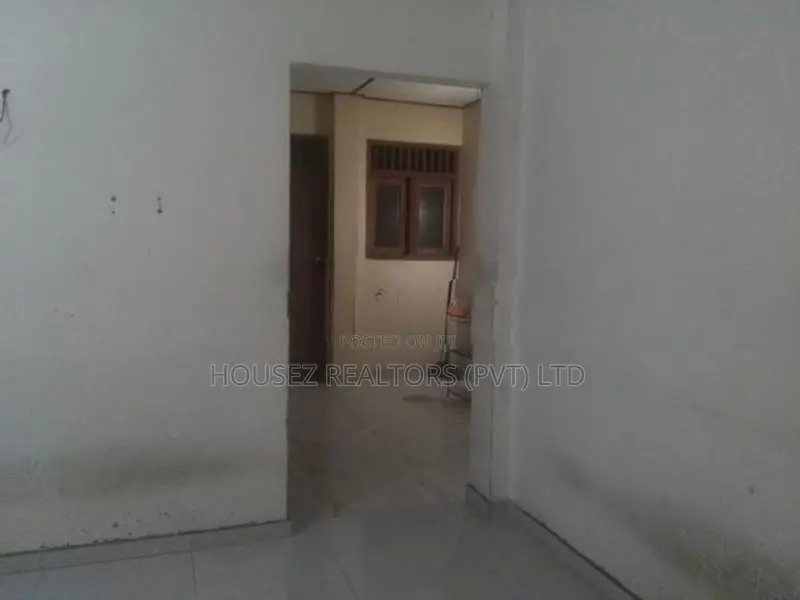 Commercial Building for Rent – Boralesgamuwa