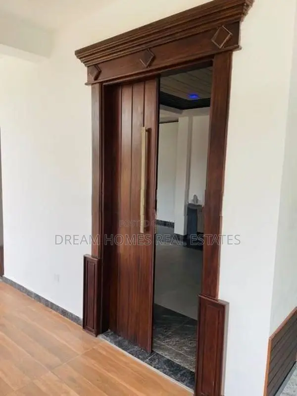 Spacious Luxury Family Home Near Kadawatha – Prime Location