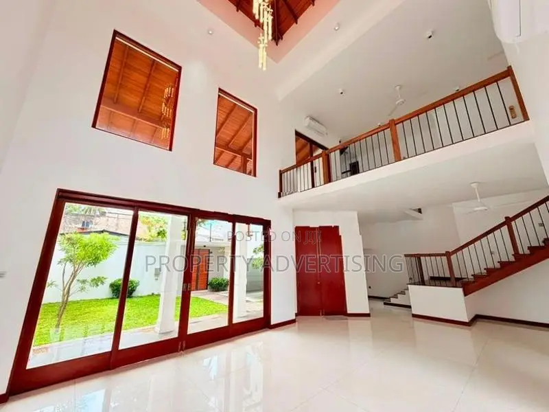 Pita Kotte Architecture Designed House For Sale