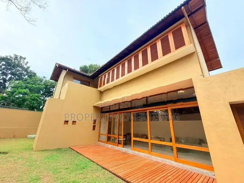 Nugegoda Award-Winning Architect Designed Luxurious House for Sale