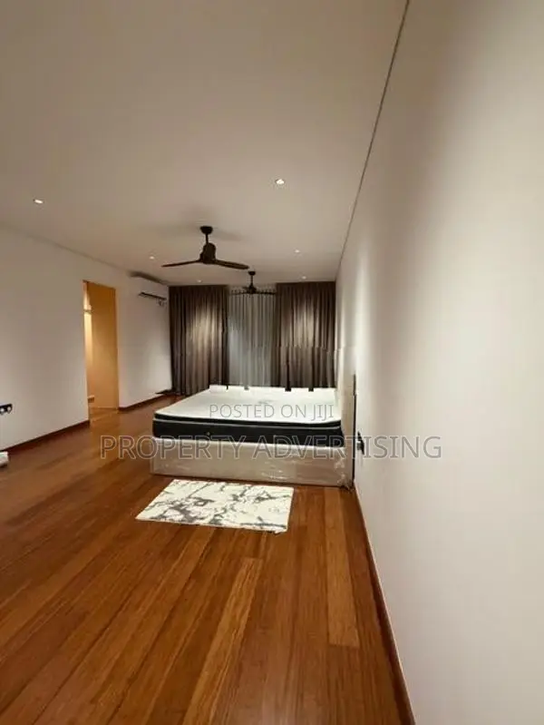 Luxury Furnished House for Sale – Lake Road, Battaramulla