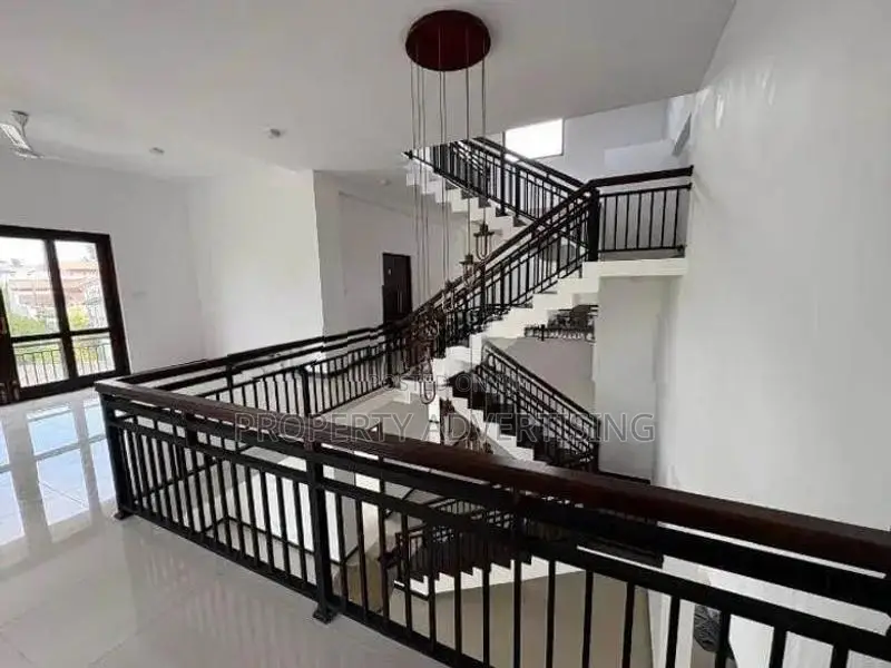 New House for Sale in Mount Lavinia