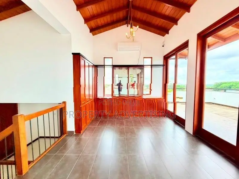 Pita Kotte Architecture Designed House For Sale