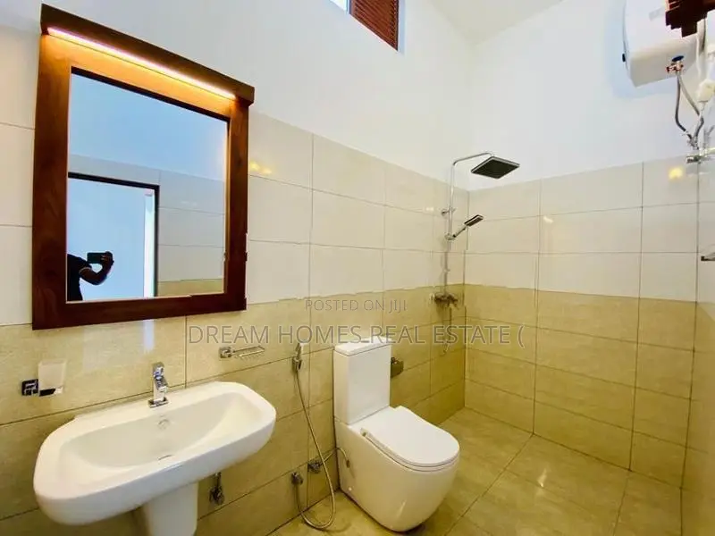 10 Perch Brand New Luxury House for Sale in Malabe Kothalawala