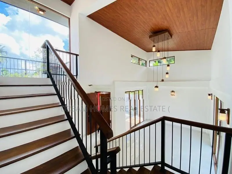 10 Perch Brand New Luxury House for Sale in Malabe Kothalawala
