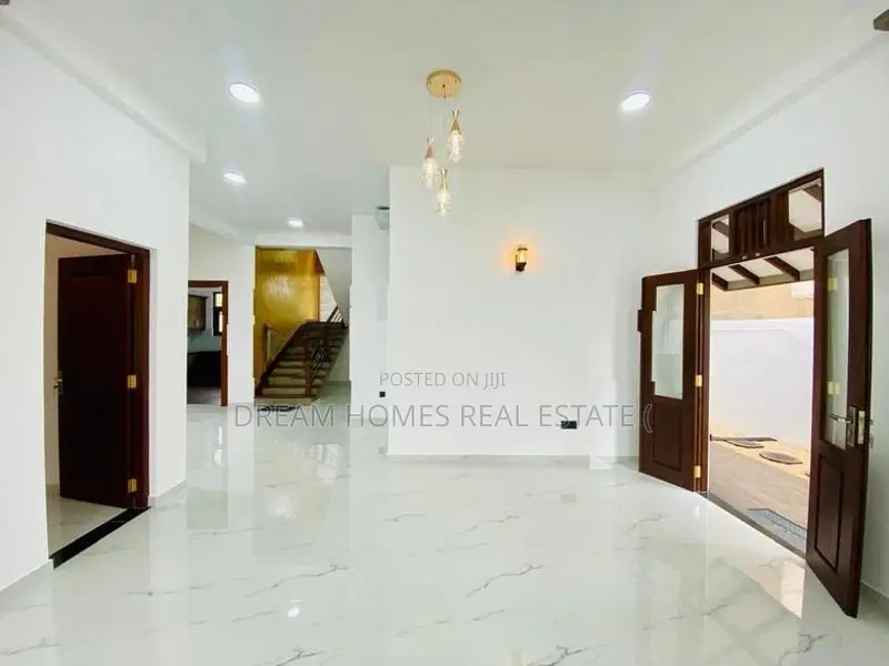 Modern 2-Story Luxury Home for Sale – Malabe