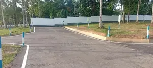 Land in Yakkala