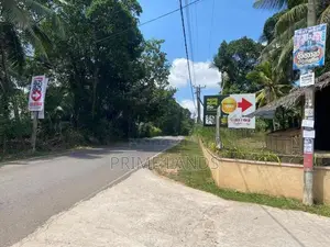 Land In Minuwangoda