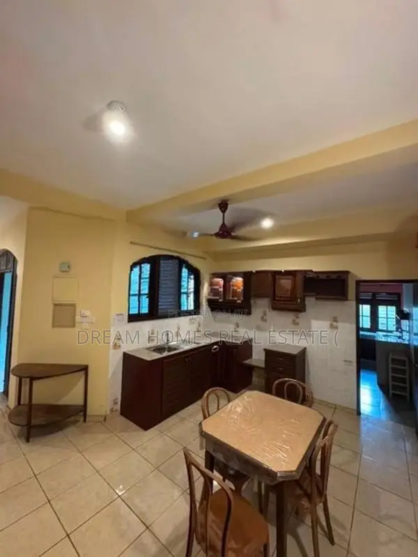 Partially Furnished Modern Upstairs House for Rent – Wijerama, Nugegod