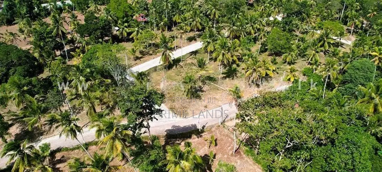Land In Minuwangoda
