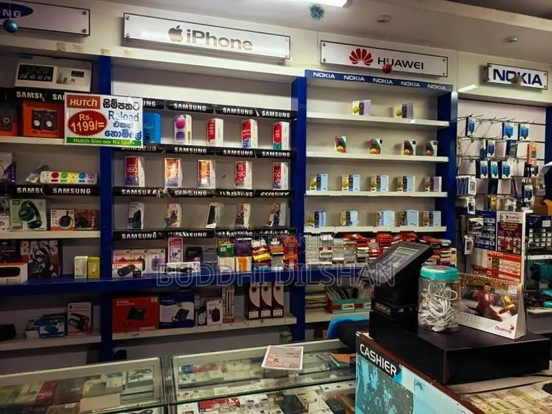 Shop for Sale in Bus Stand Mawathagama