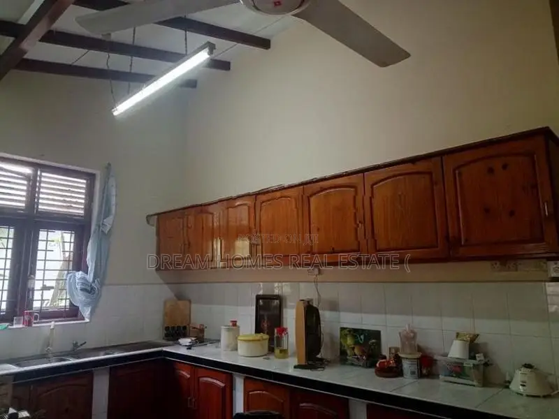 26 Perch House for Sale in Kandana